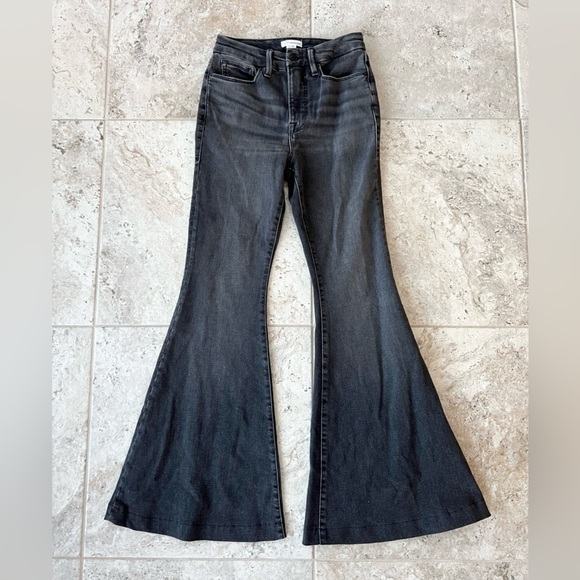 Good American Denim - Good American Good Waist High-Rise Super Flare Jeans, Black Wash, 4/27